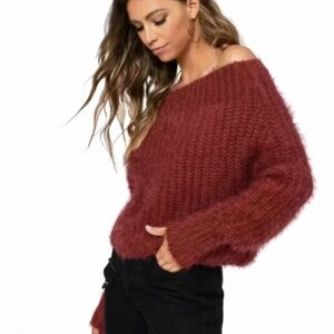 TOBI Thick Yarn Off The Shoulder Sweater In Brick Color Size Large EUC!